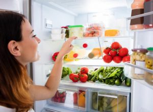 Что можно и нельзя хранить в холодильнике